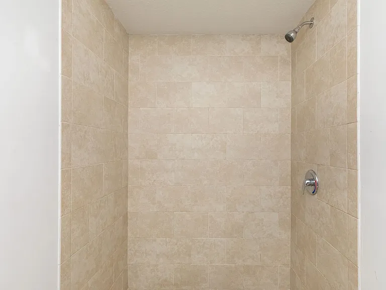 3525 NW 114th Ln — Photo 16