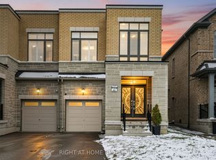 92 Conarty Cres, Whitby, ON L1P0L3