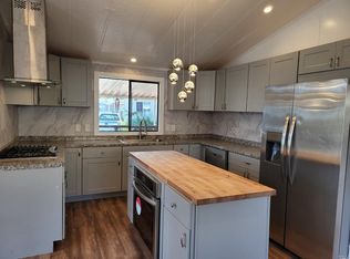 302 Toyon Way, Santa Rosa, CA 95403