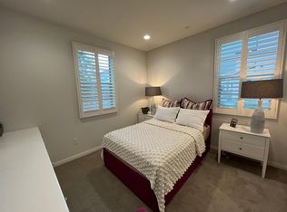 747 Pointe Vista Ln, Corona, CA 92881