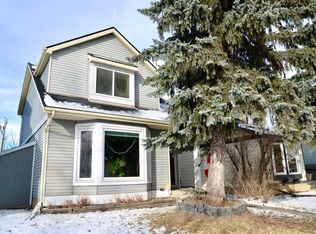 131 NE Erin Woods Dr SE, Calgary, AB T2B 2T6