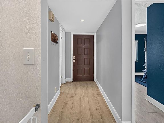 5th image of 7360 ULMERTON ROAD #29C