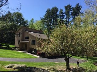 1 Crosby Ct, Cortlandt Manor, NY 10567