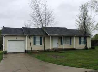 238 Golden Pond Ave, Oak Grove, KY 42262
