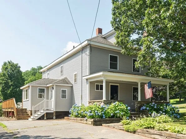 135 Golden Hill Ave, Haverhill, MA 01830