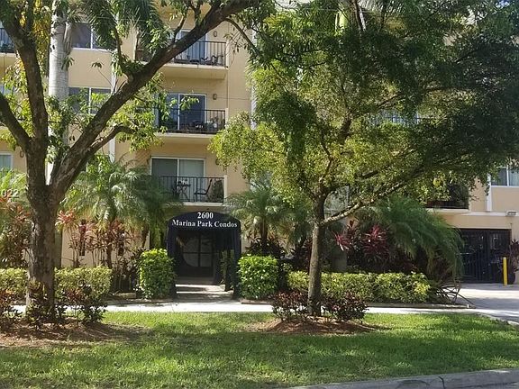 2nd image of 2600 NE 135th St #3E-A