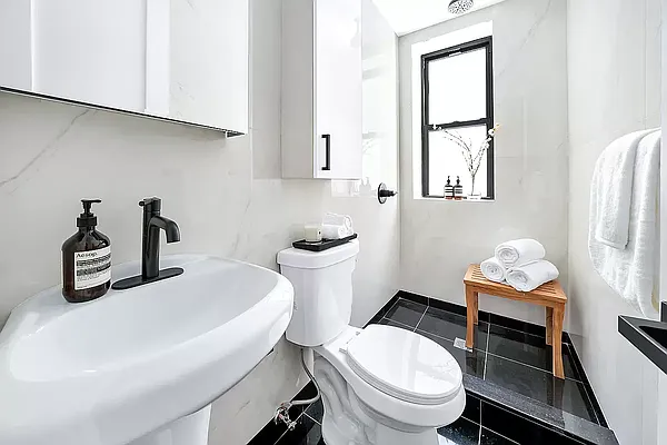 Rented by Douglas Elliman | media 19