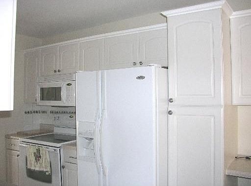 5th image of 163 Lakeview Dr APT 201