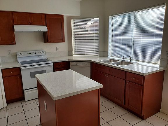 5th image of 7441 E Nopal Ave
