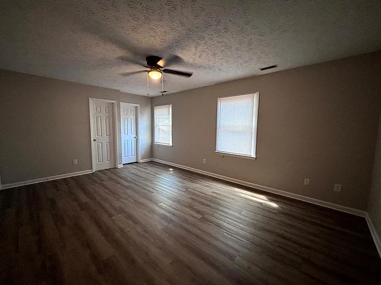 2508 Lull Water Dr — Photo 12
