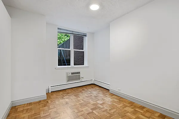 Rented by Corcoran | media 8