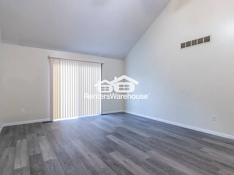 1500 Galway Ct — Photo 3