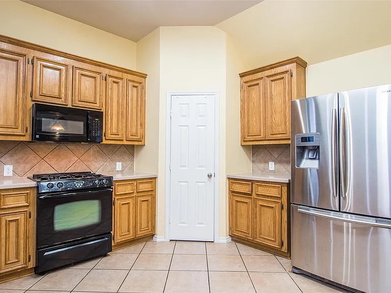 8847 Distant Woods Dr — Photo 14