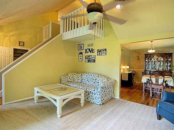3rd image of 4175 Heritage Glen Dr