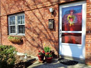 81 E Pattagansett Rd APT 7, Niantic, CT 06357