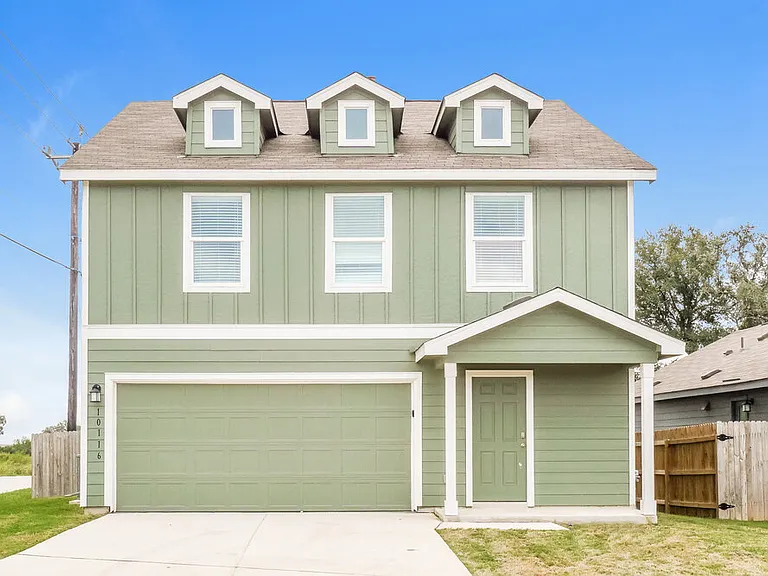 10116 Devon Wheel St — Photo 1