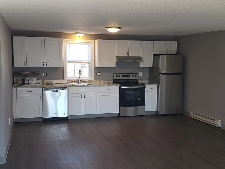 330 Harvard St — Photo 1