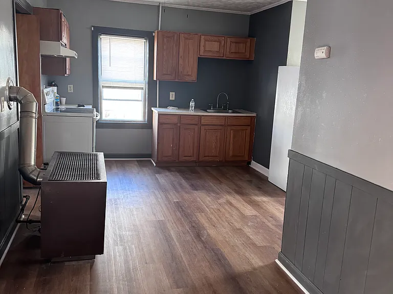 10 Choate St #2 — Photo 18