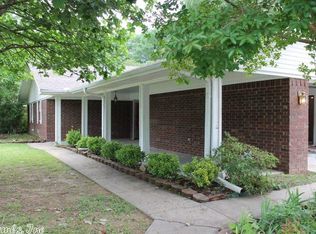 16 New Oxford Rd, Conway, AR 72034