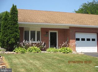 18020 Putter Dr, Hagerstown, MD 21740
