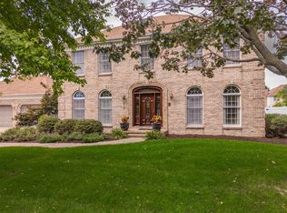 3206 Leafy Ln, Bloomington, IL 61704