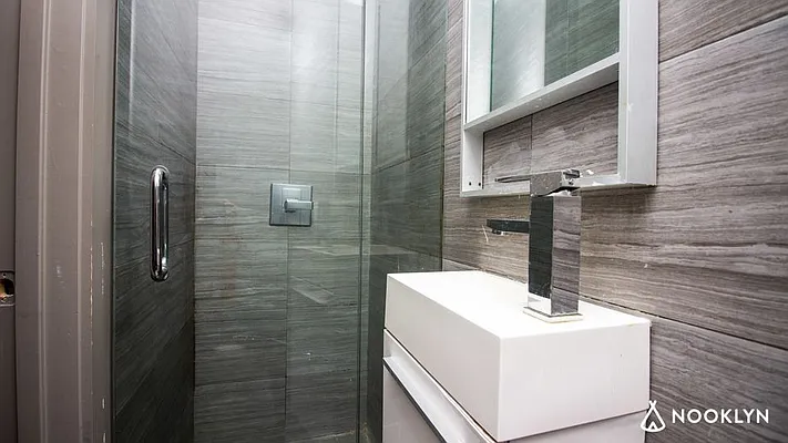 Rented by Nooklyn NYC LLC | media 41