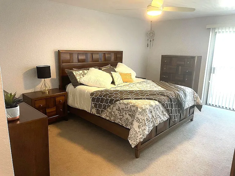 44 Montego Ct — Photo 7