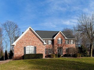 9858 Springstone Rd, McCordsville, IN 46055