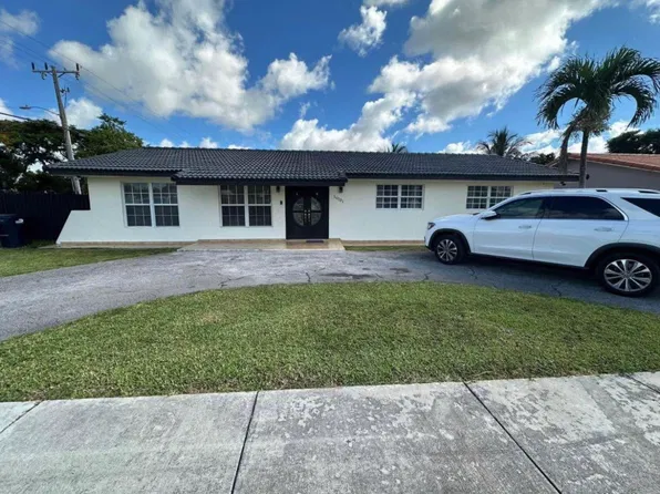 10131 SW 4th St, Miami, FL 33174