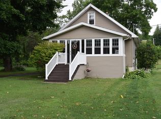 11 Woodland Ave, Johnson City, NY 13790