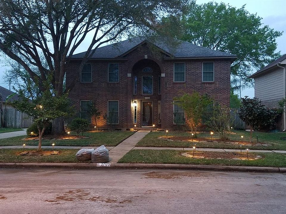 1st image of 2709 Potomac Dr