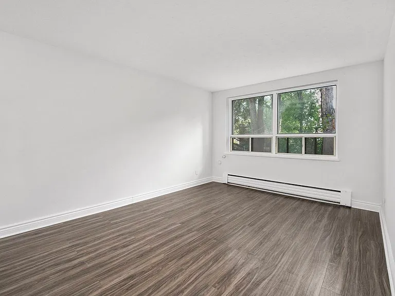 80 Guestville Ave — Photo 16