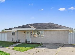2405 Paul St, Meraux, LA 70075