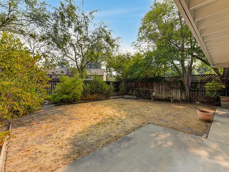 Scripps Dr — Photo 19