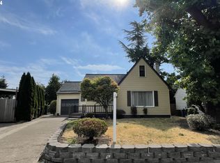 590 22nd St NE, Salem, OR 97301