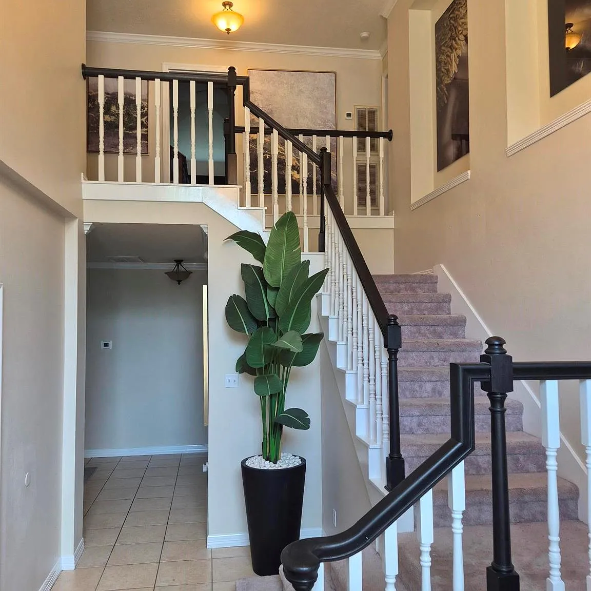 4 bed, 2.5 bath, 3049 sqft, $3,250 — Photo 4