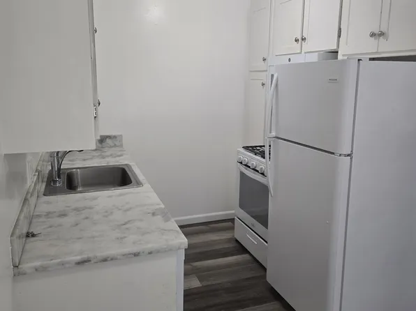 2405 F St, Sacramento, CA