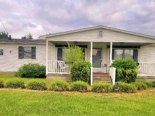 1144 Carter Rd, Farmville, VA 23901