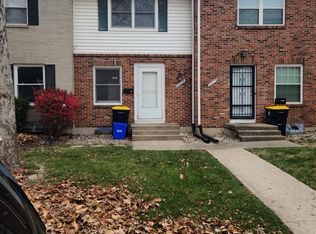 7012 NW Chapel Woods Ln, Kansas City, MO 64152