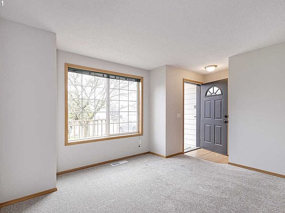 2nd image of 673 SE 69th Ct