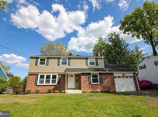 293 Essex Rd, Warminster, PA 18974