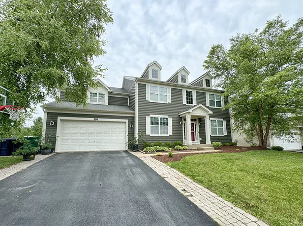 391 Fountain Ave, Elgin, IL 60124