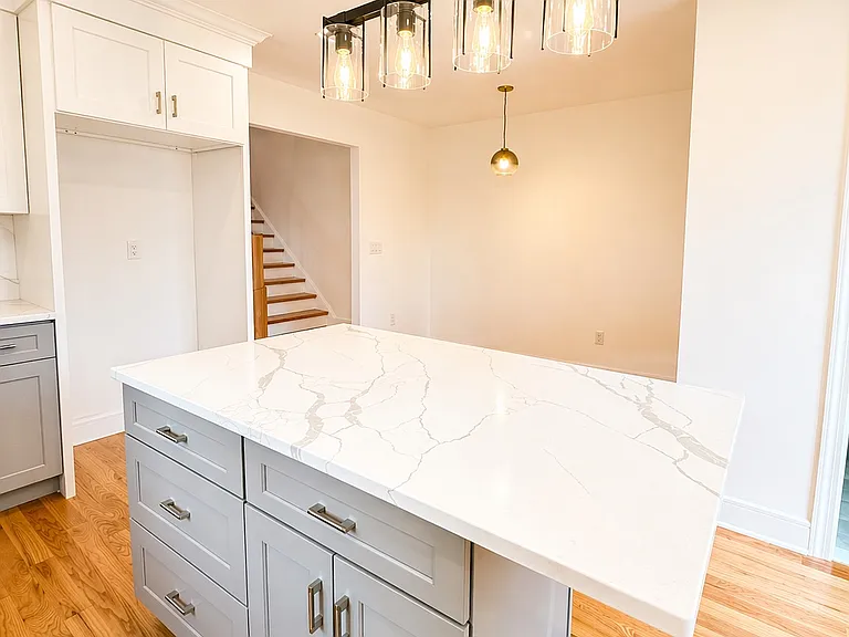 370 Semel Ave #A — Photo 7