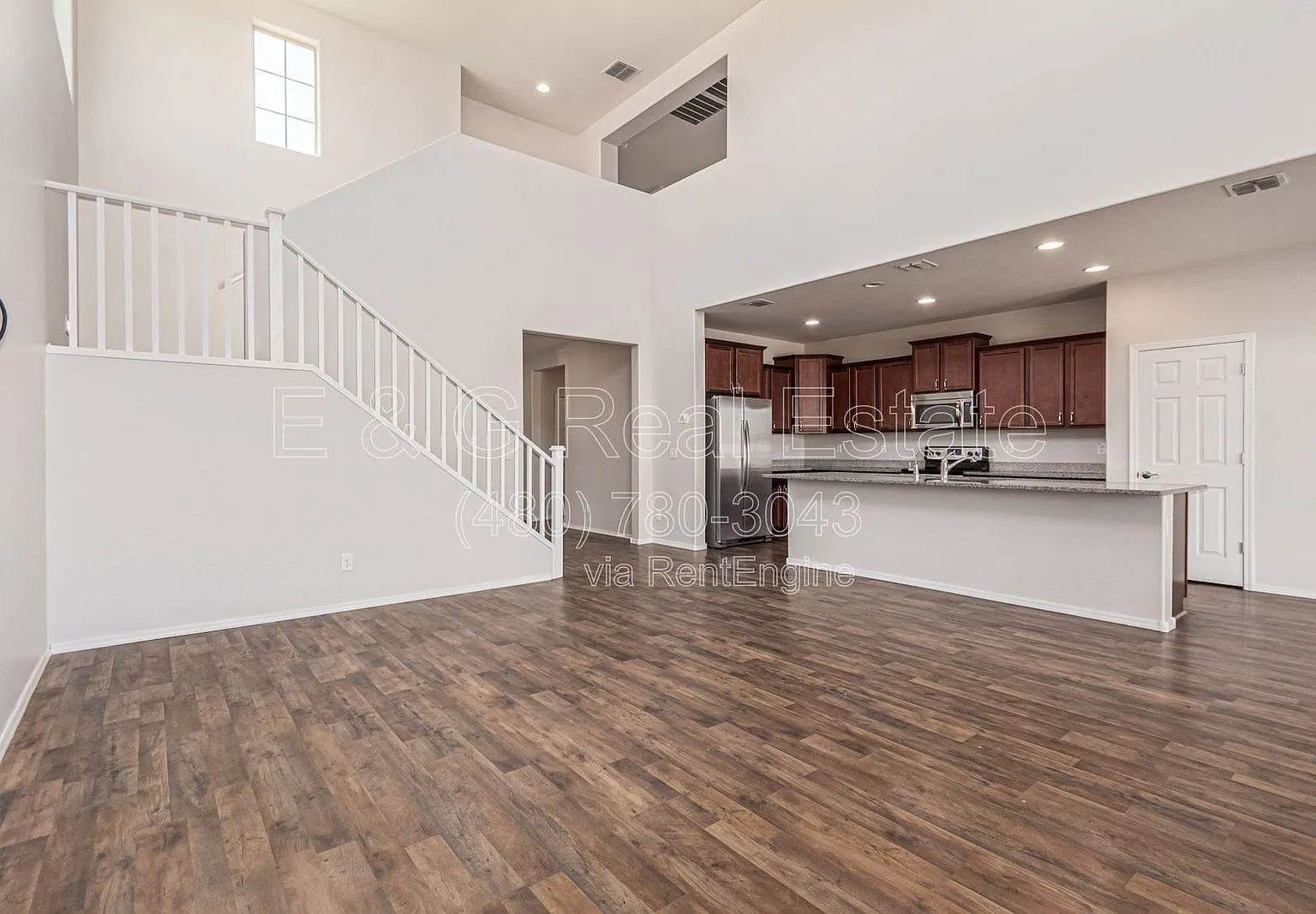 5 bed, 4.5 bath, 2996 sqft, $2,800 — Photo 3