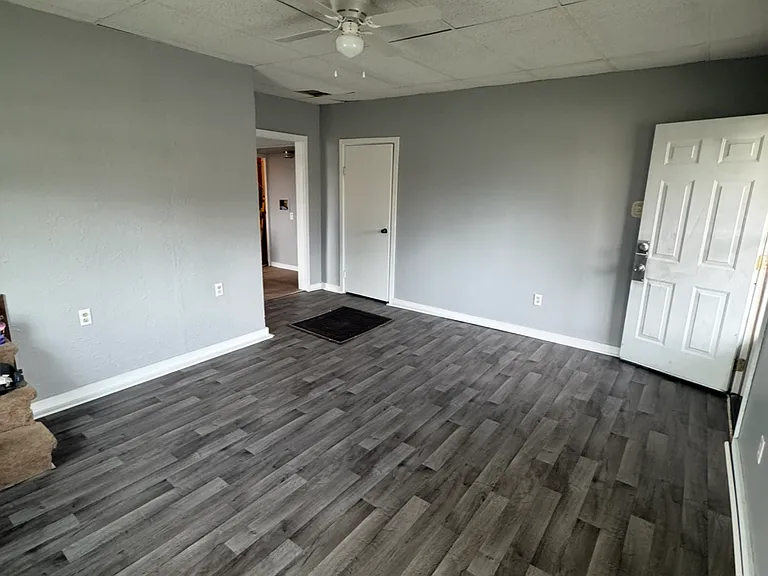 1531 Mary Lou Retton Dr — Photo 2