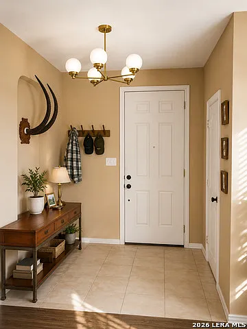 5 bed, 3.5 bath, 2490 sqft, $2,300 — Photo 4