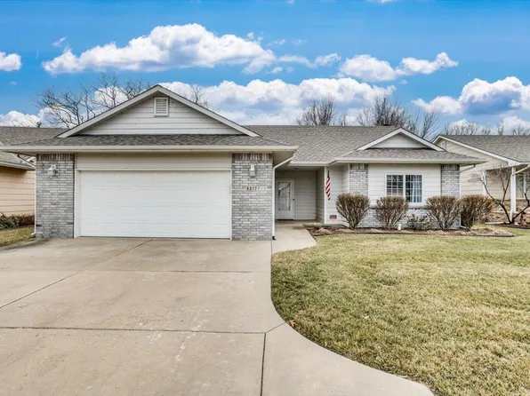 8217 W Nantucket St, Wichita, KS 67212