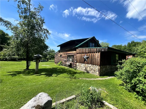 882 Alma Hill Rd, Wellsville, NY 14895