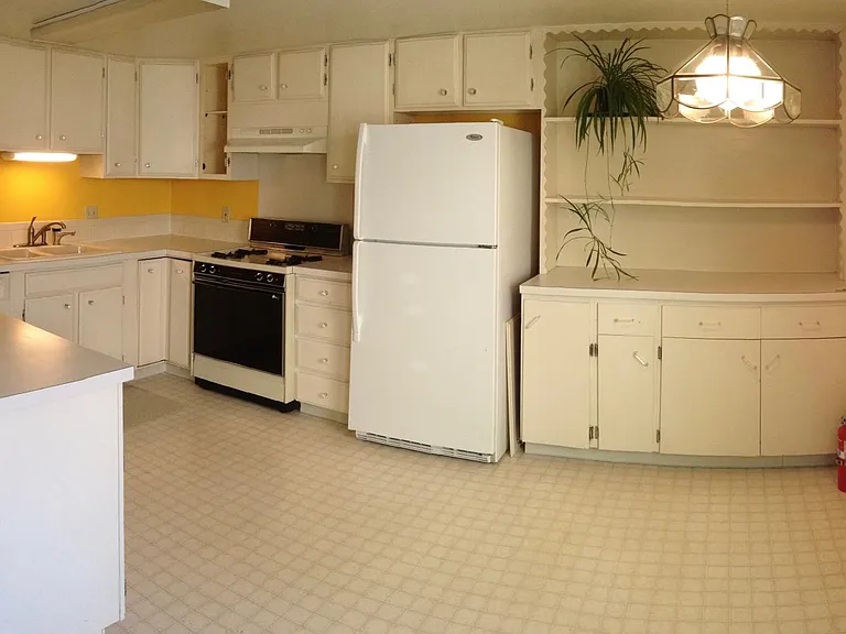 Kitchen/dining