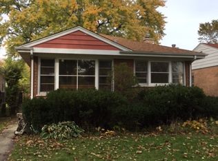 2129 Dobson St, Evanston, IL 60202